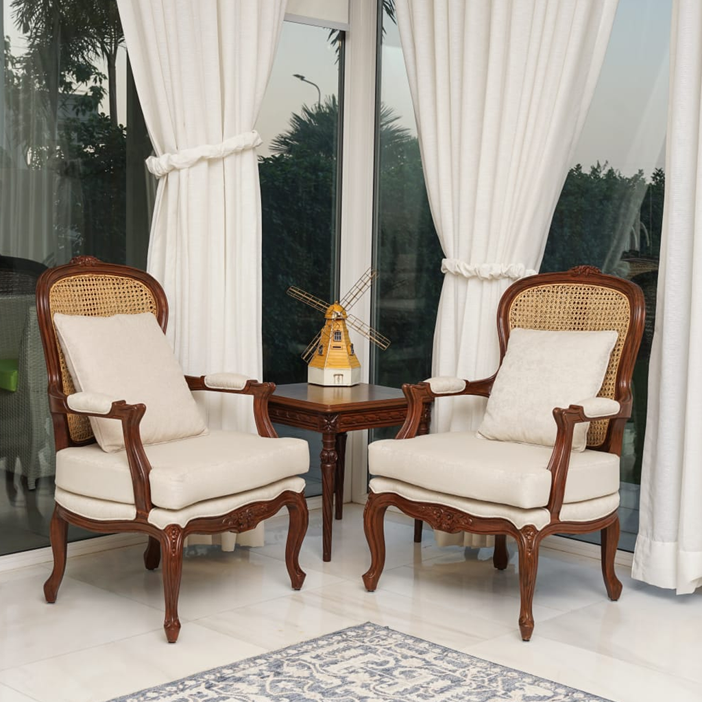 Angus Chair