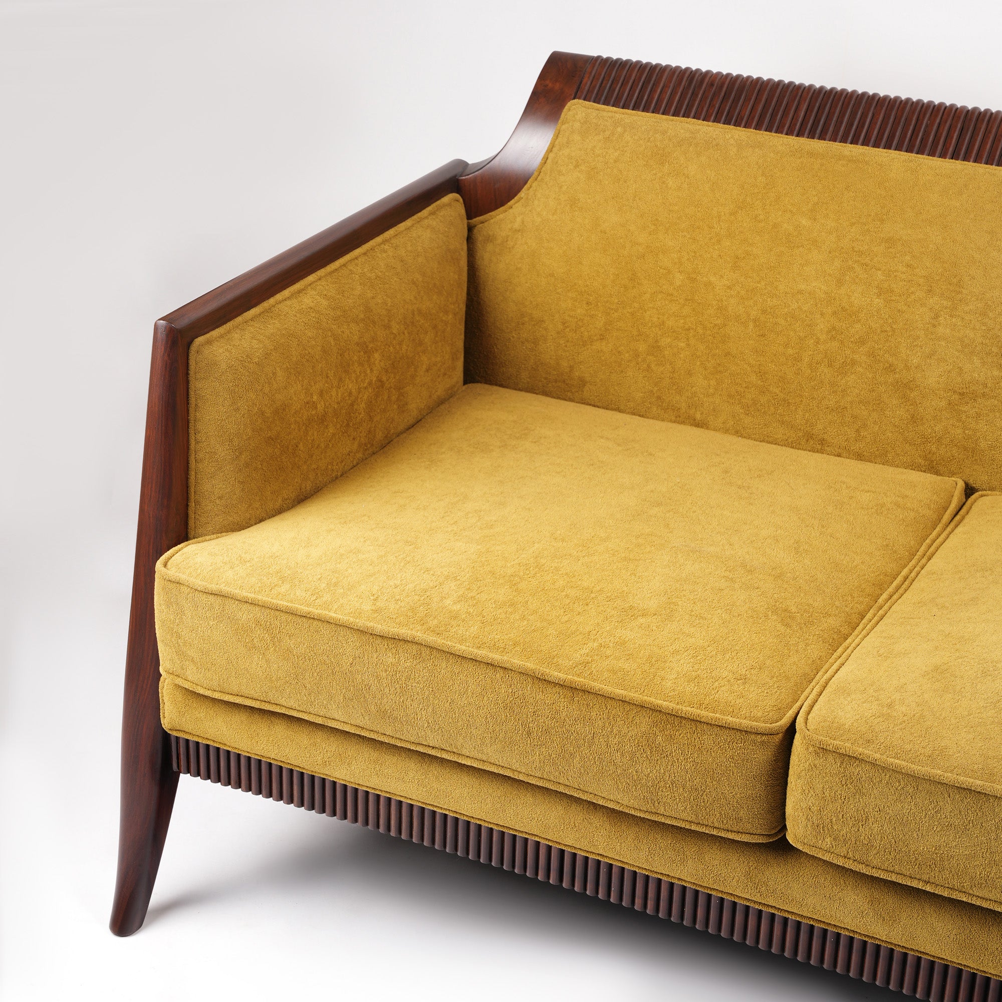 Holtz Sofa