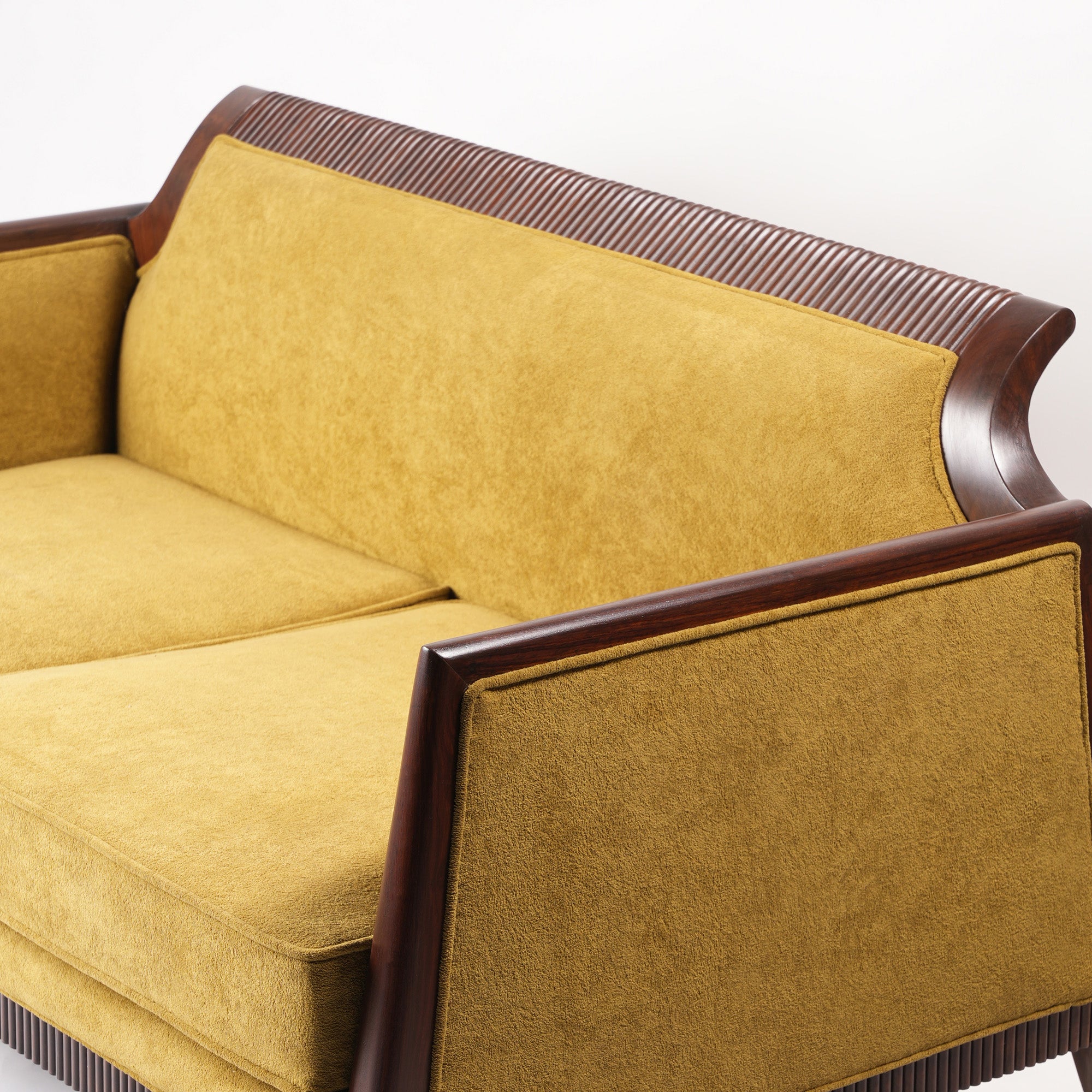 Holtz Sofa