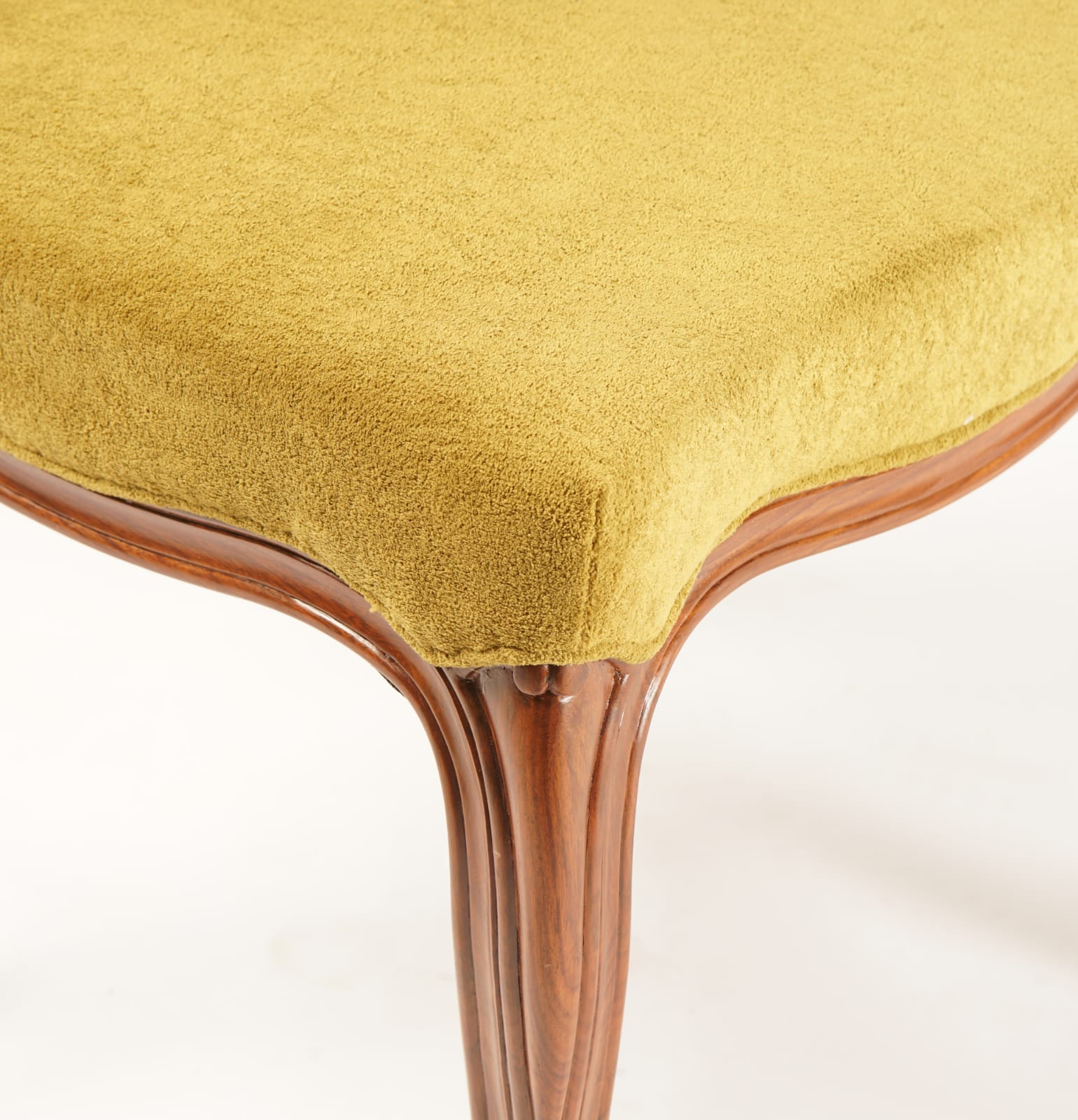 Wayne Chair